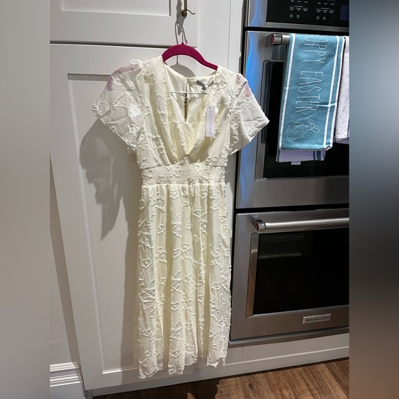 NWTs Baltic Born Evelyn Smocked Maxi Dress in Off White - Picture 7 of 11